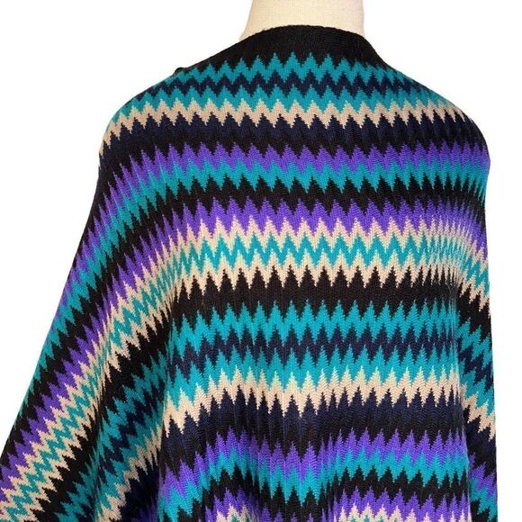 Charming Charlie Womens Colorful Zig Zag Chevron Poncho Sweater Boho Fringe Trim - Picture 3 of 7